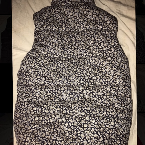 Best - Picture 2 of 3